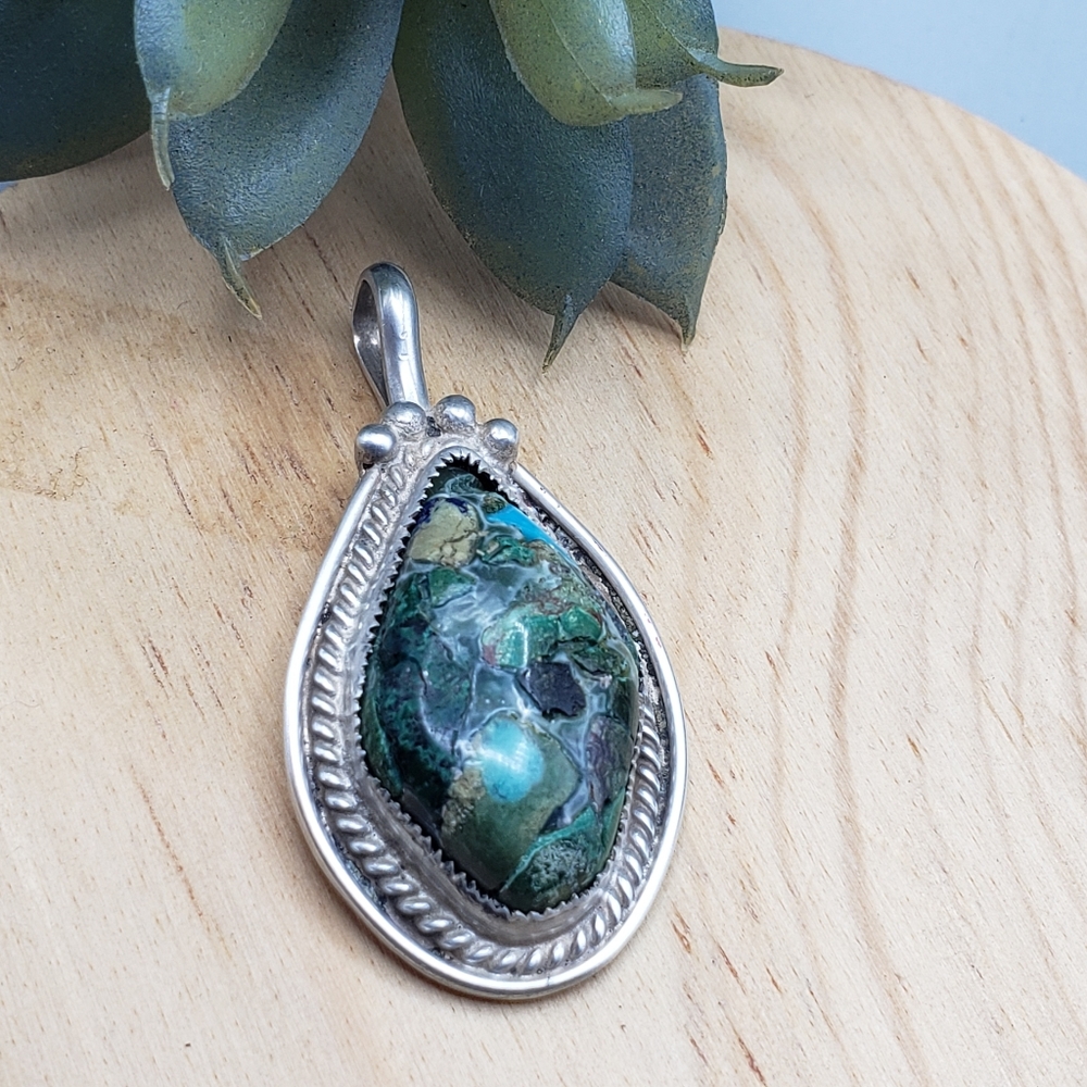 Navajo Sterling Silver w/Malachite & Turquoise -Inlay Nugget Vintage Native .925
